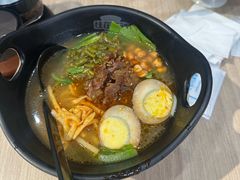 -桂在香知桂林米粉(红博中央公园店)