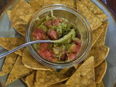 牛油果玉米片-RAC BAR(安福路店)