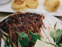 -鹤乡东北菜(崮山路店)