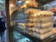 -白玉兰食品(汇联商厦店)