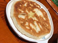 黄米烙-小船渔村•大连菜•大连焖鱼(黄河路店)