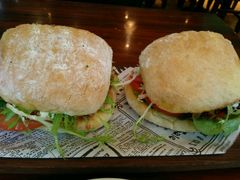 -Hooley's活利仕西餐厅(珠江新城店)