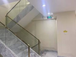 -3AM HAIR SALON染发接发