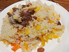 特色新疆手抓饭-品味新疆·新疆风味特色餐厅(泉舜店)