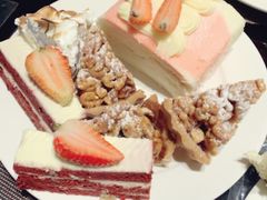 -大中华希尔顿酒店-念自助餐·嗨啤·小龙虾