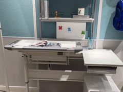 -康朴乐儿童学习桌椅(蓝色港湾店)