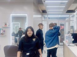 -朗峰专业美发沙龙