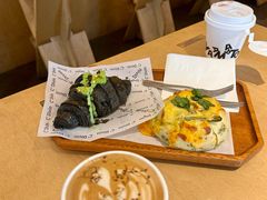 黄油拿铁-山形面包店