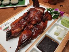 舌尖上的小刀鸭-老滇山寨•云南特色菜•地方菜•民族风情歌舞表演(金碧店)
