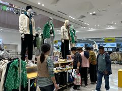 -BIGOFFS 超级折扣(仁恒伊势丹店)