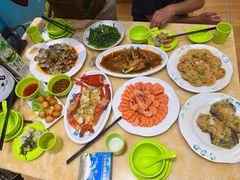 -小海豚•老字号海鲜餐厅(天涯店)