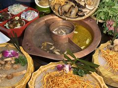 -滇釜火锅·能喝汤的火锅(车公庄店)