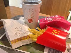 -麦当劳(哈西万达店)