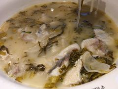 -严记小天府酸菜鱼(西四路店)