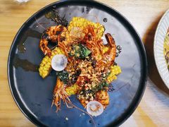 惹味胡椒虾配烤玉米-CHILLAX轻乐时(侨建·Hi City店)