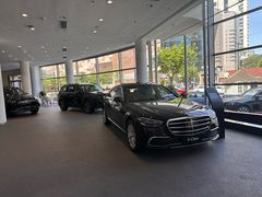 -上海星瀚奔驰4S店(长寿路店)