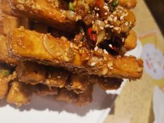 -铜锣湾·有麝自然香(重庆新天地店)