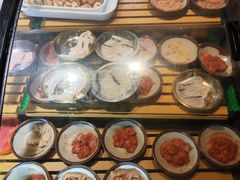 -尚品海鲜肥牛自助火锅(湖明店)