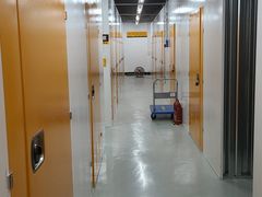 -安东易迷你仓自助寄存仓库(淞虹路店)