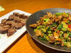 -莲餐厅·湖北菜·潜江小龙虾店(愚园路店)