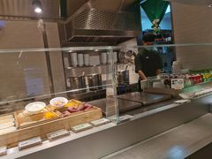 面包甜点陈列柜-老乡鸡(上海白玉兰广场店)