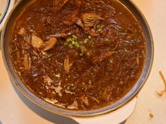 -八府香鸭·啫啫煲(华山路店)