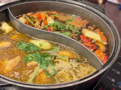 麻辣鸡肉煲-随变烧烤麻辣鸡煲(佐敦店)