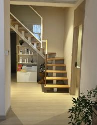 -百秀名媛纹绣美学护肤中心