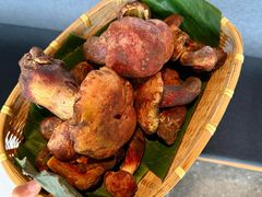 -饱嗝·小炒云南菜·见手青乌鸡汤锅(来凤街国创园店)