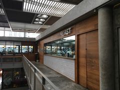 -ROAST coffee & eatery