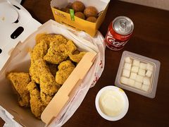 -BHC炸鸡(明洞总店)
