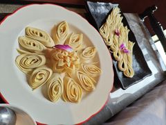 -泓炙颐凤鲜海鲜火锅料理(桐乡店)