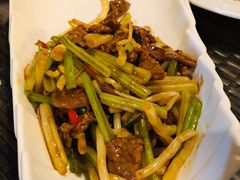 水竹根炒牛肉-东馆和天下特色餐饮(工农店)