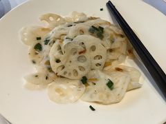 -老船夫婚宴婚庆会馆(延吉路店)
