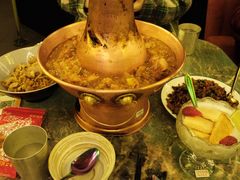 土司铜锅油焖鸡-浩海火燒雲傣家菜(静安芮欧店)