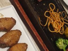 -必胜客(证大大拇指店)