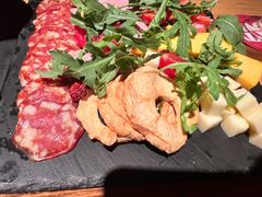 -FAT COW(虹梅路店)