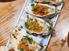 蒜蓉烤海蛎子-永红源啤酒·烧烤·海鲜·大排档(台柳路店)