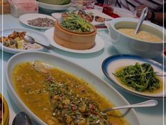 -鹊华居·地道鲁菜·海鲜·融合味(大明湖店)