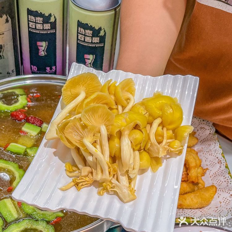 不愧是香港🇭🇰人爱吃的脆皮鸡煲‼️‼️