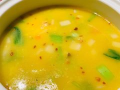-山城外·非遗酸菜鱼(财富中心店)