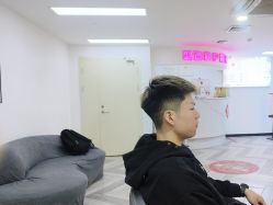 -米娜护肤造型