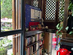 -蓝壁虎咖啡酒馆