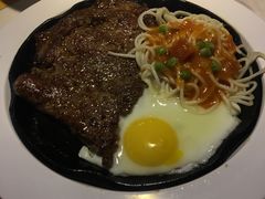 -豪客来牛排(中央花苑店)