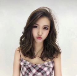 -变画·发型STUDIO