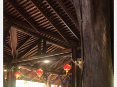 -绿光森林餐厅