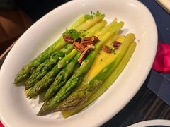 -福楼毕斯罗F Bistronome(国贸商城约会地标景观店)
