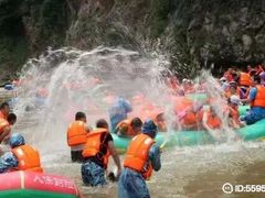 -红河谷漂流