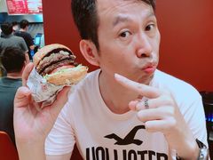 -The Habit Burger Grill 哈比特汉堡(爱琴海店)