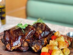 秘制香醋肘子陪番茄土豆-OGGI TRATTORIA PIZZERIA(深业上城店)